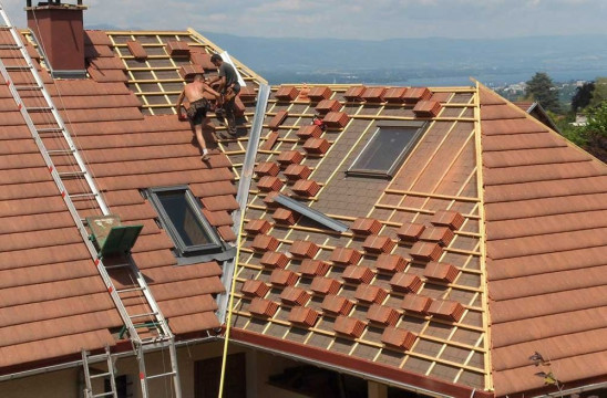 Renovam orce tip de acoperis sau construim de la 0